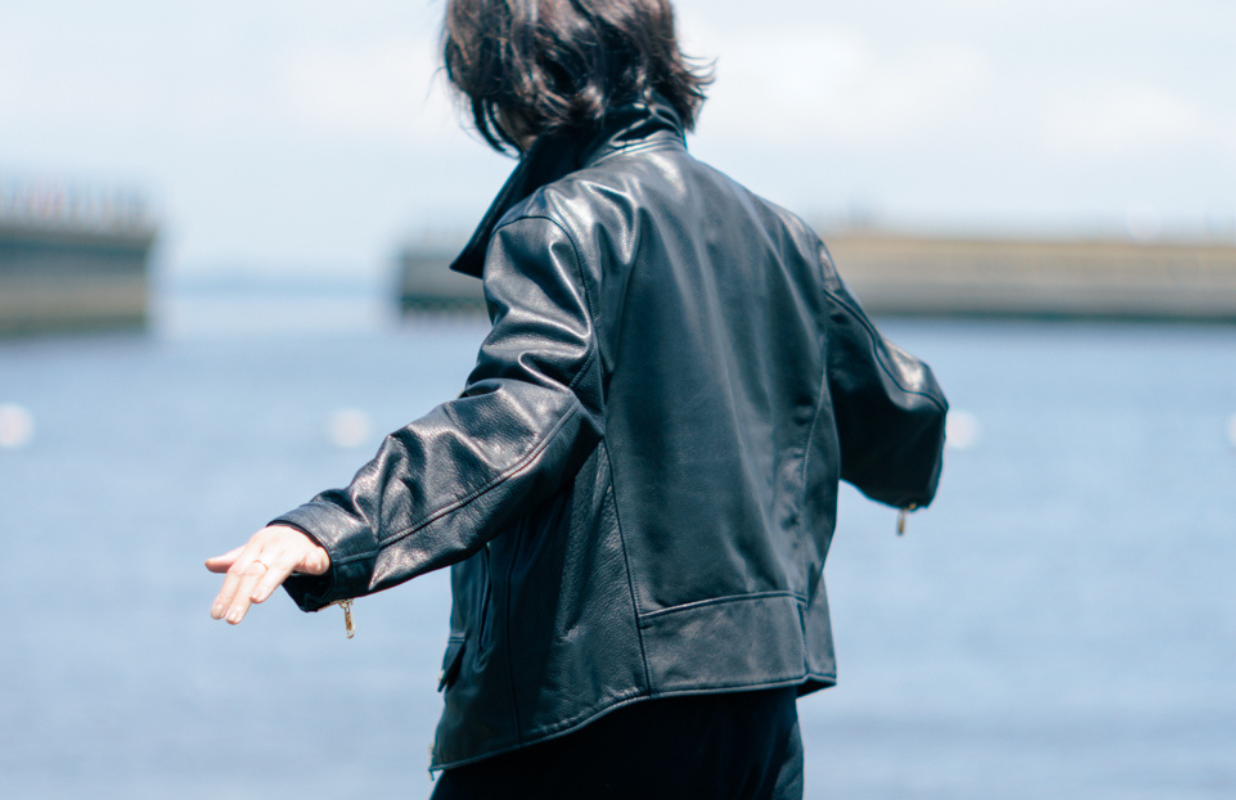 PC RIDERS JACKET W / LOVE & PEACE GOLD