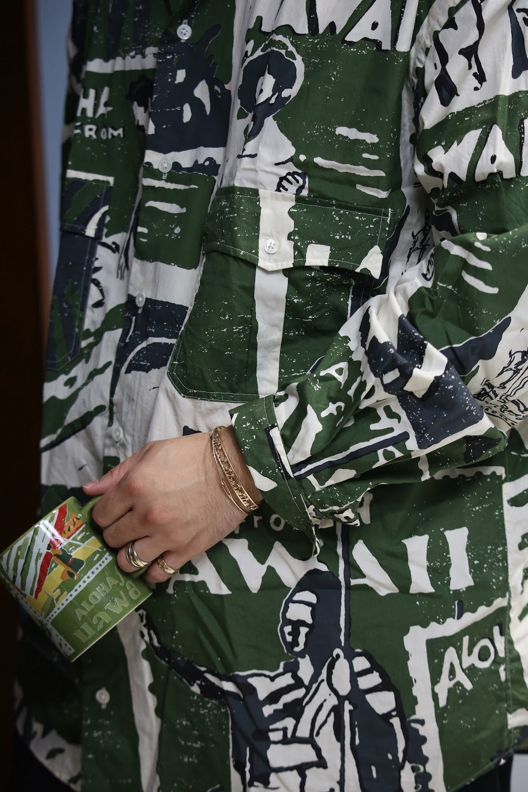 KAHIKO PALM GOLD BANGLE L