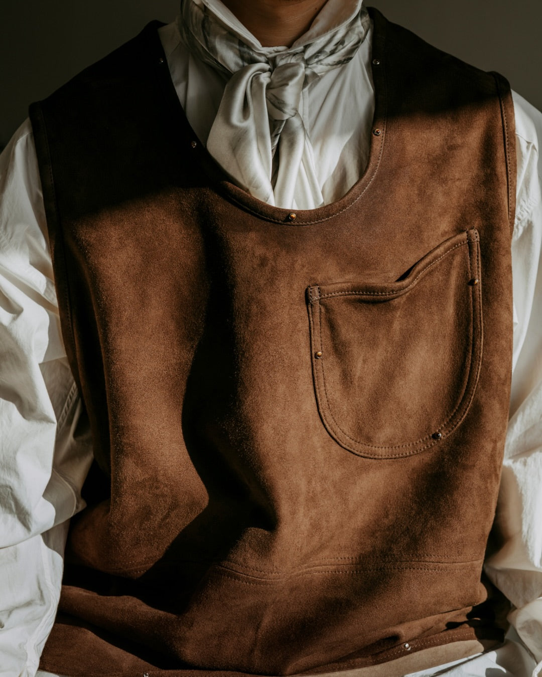LEATHER SUEDE VEST W / TIGER'S EYE & SILVER (PC GINZA EXCLUSIVE)