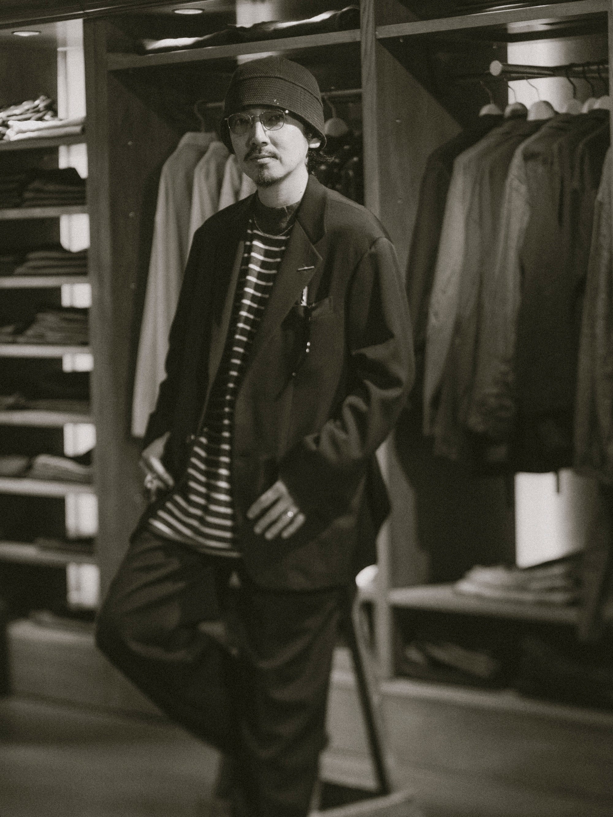 BLACK GABARDINE TAILORED SUIT