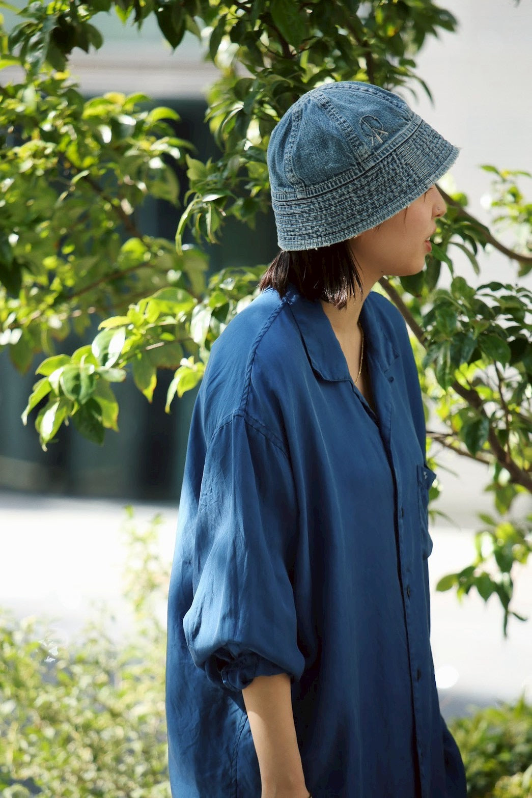 H/W INDIGO SILK LONG SHIRT