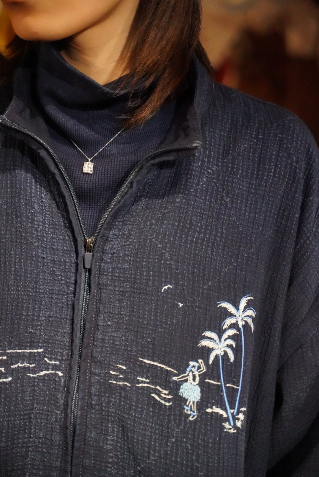 BLUE SAPPHIRE PLATINUM NECKLACE "NAVARATNA"