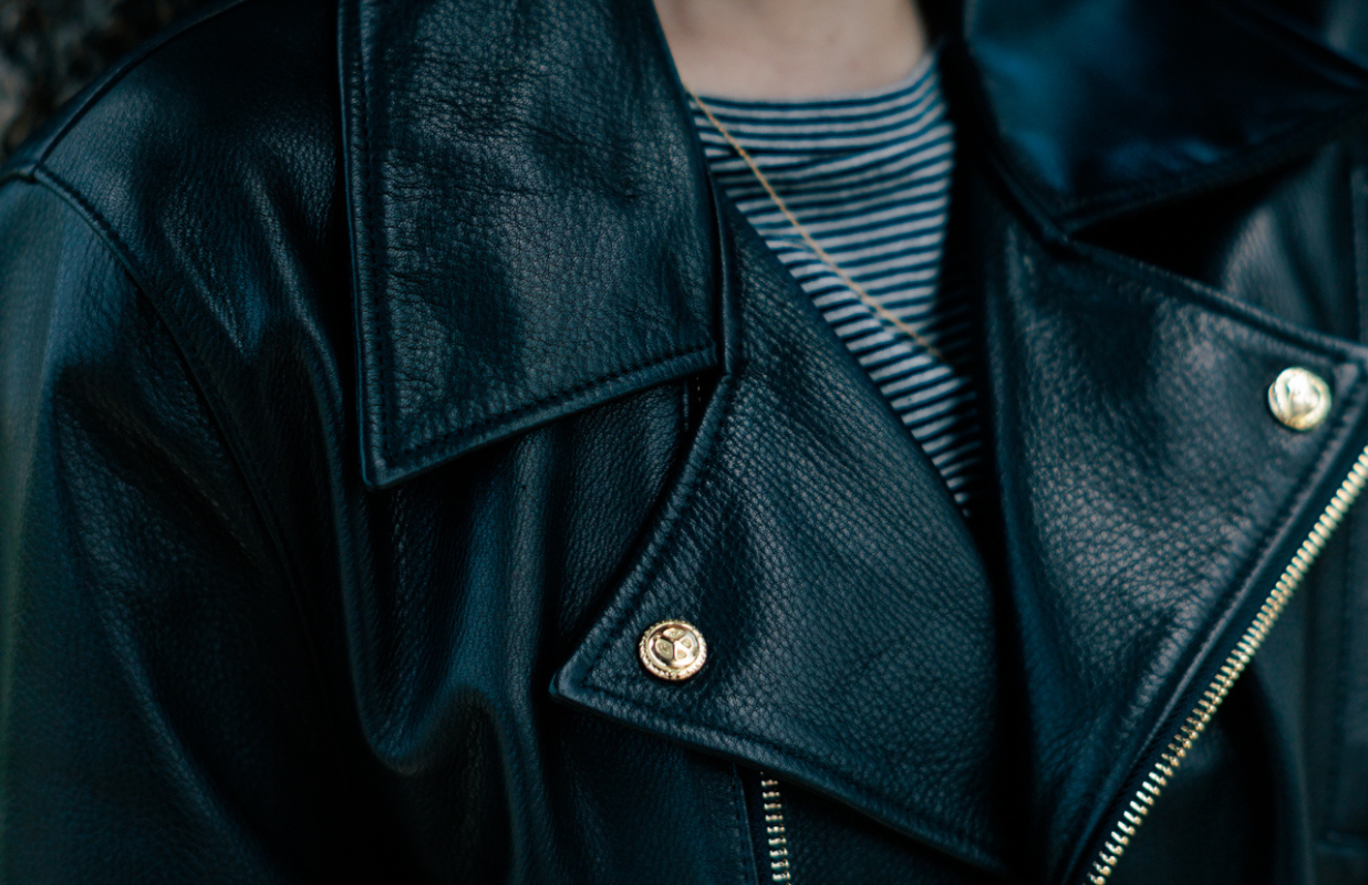 PC RIDERS JACKET W / LOVE & PEACE GOLD