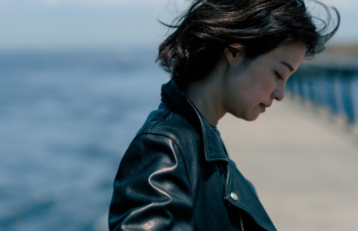 PC RIDERS JACKET W / LOVE & PEACE GOLD