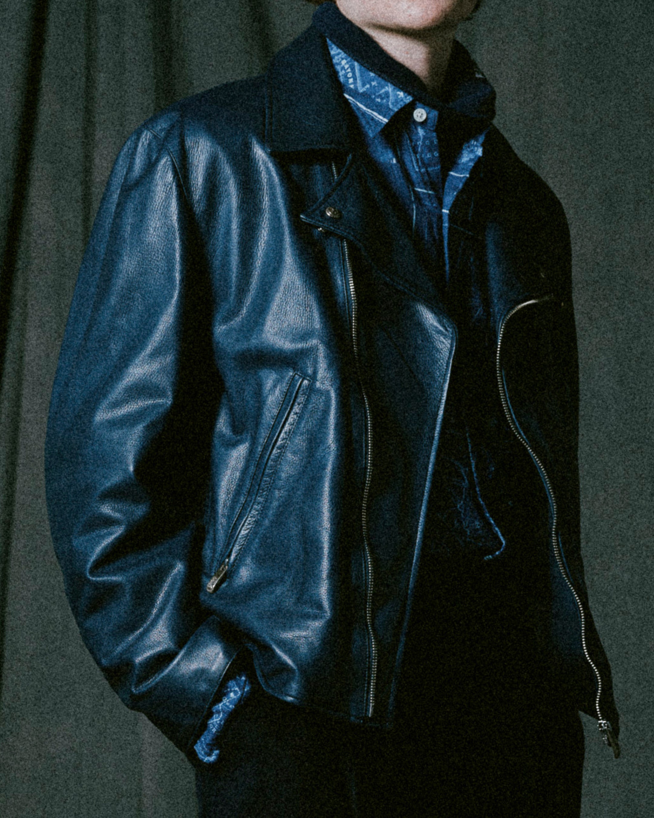 PC RIDERS JACKET W / LOVE & PEACE SILVER