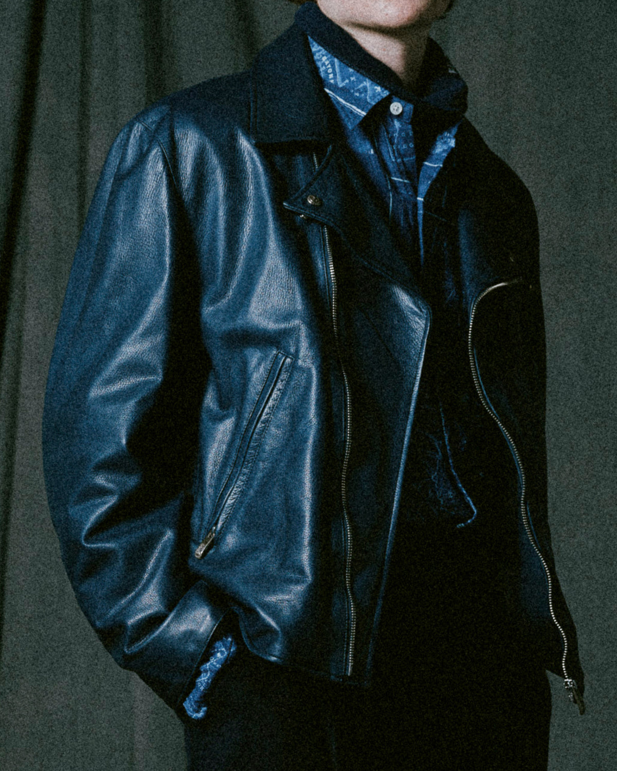 PC RIDERS JACKET W / LOVE & PEACE SILVER