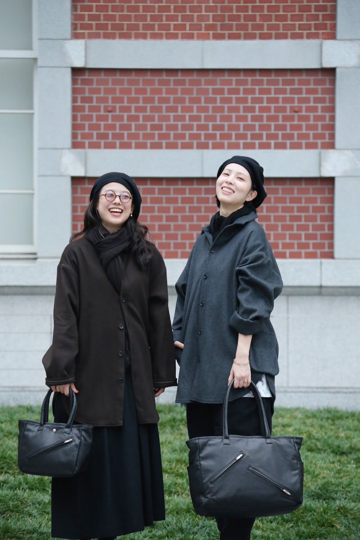 PC RIDERS LEATHER TOTE BAG L W / SILVER ZIPPER