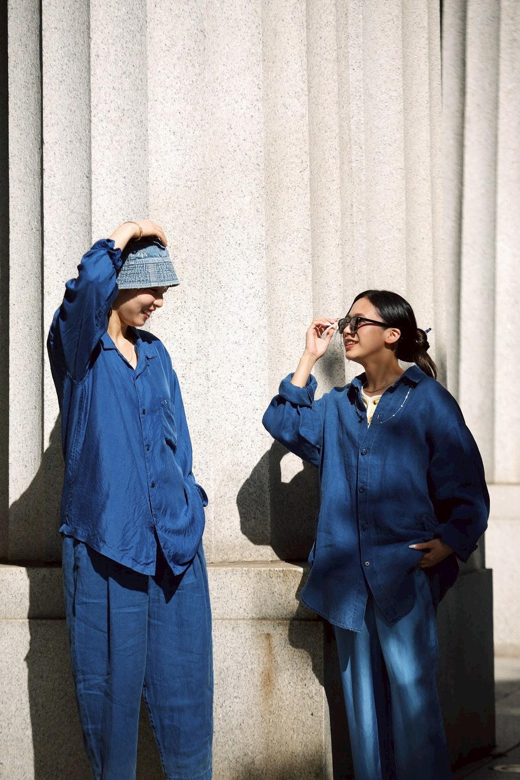 H/W INDIGO SILK LONG SHIRT