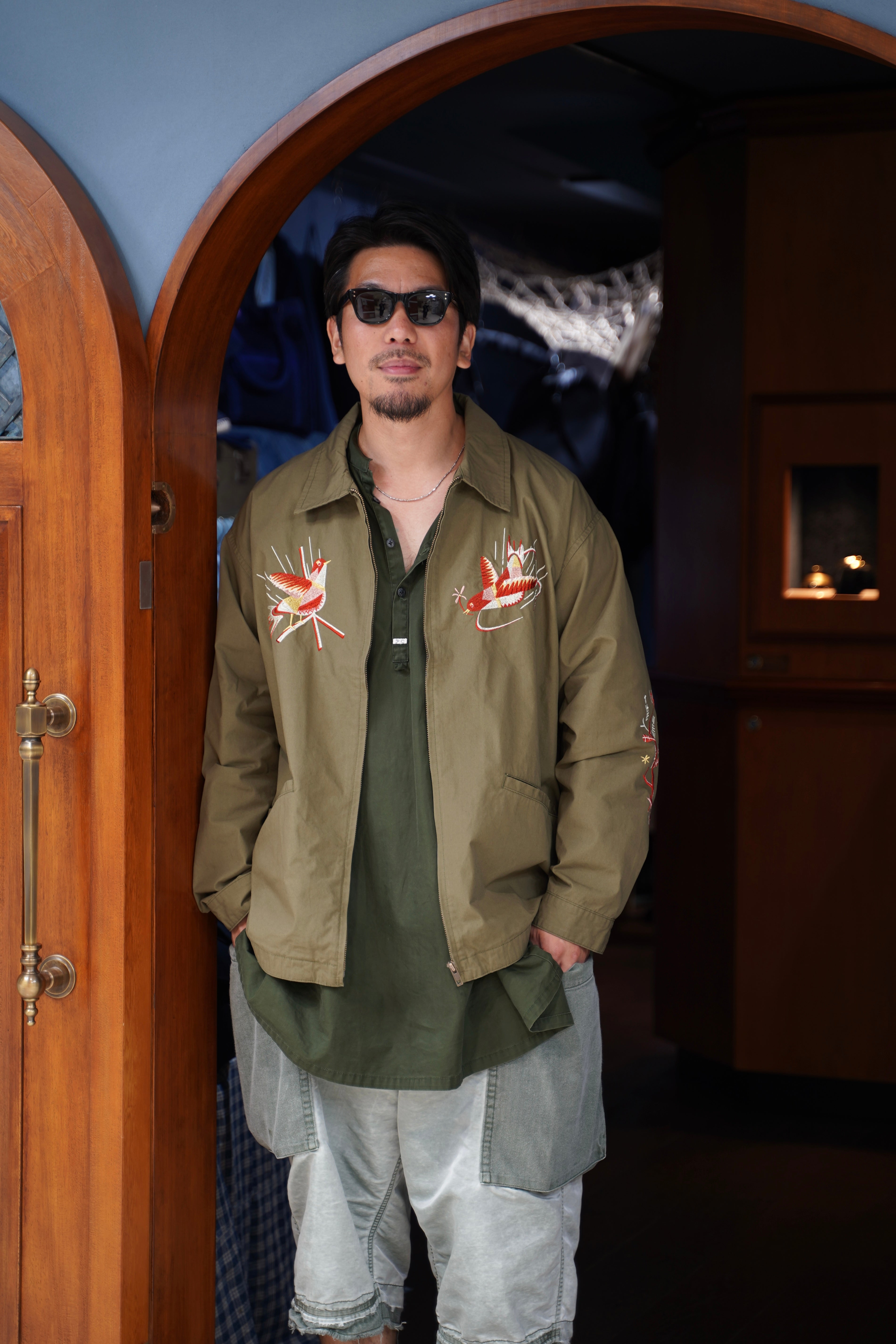 HIPPIE SOUVENIR ZIP UP JACKET