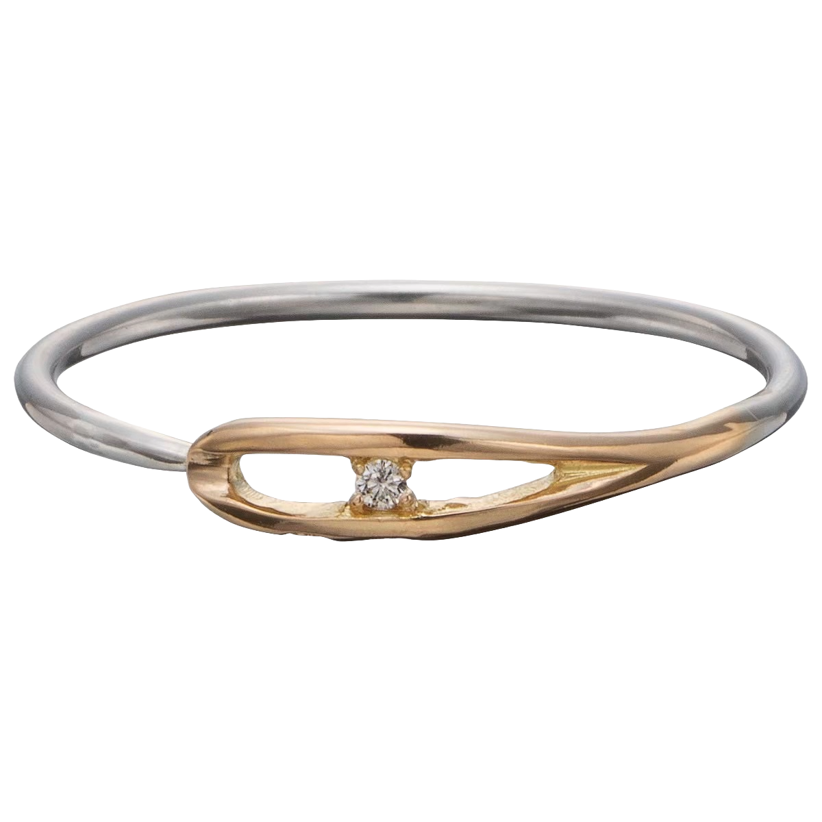 NEEDLE RING W / DIAMOND