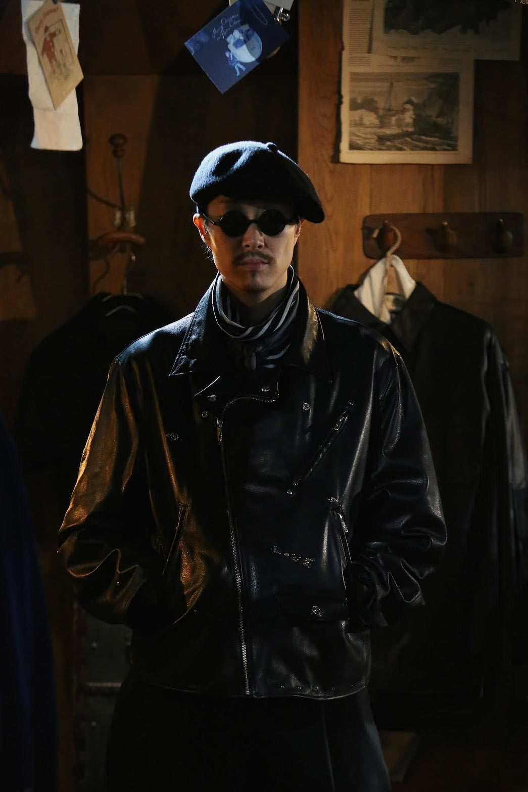 22AW ポータークラシック　キャスケット LEATHER SUEDE CASQUETTE W/SILVER BUTTON (ENTREFINO)