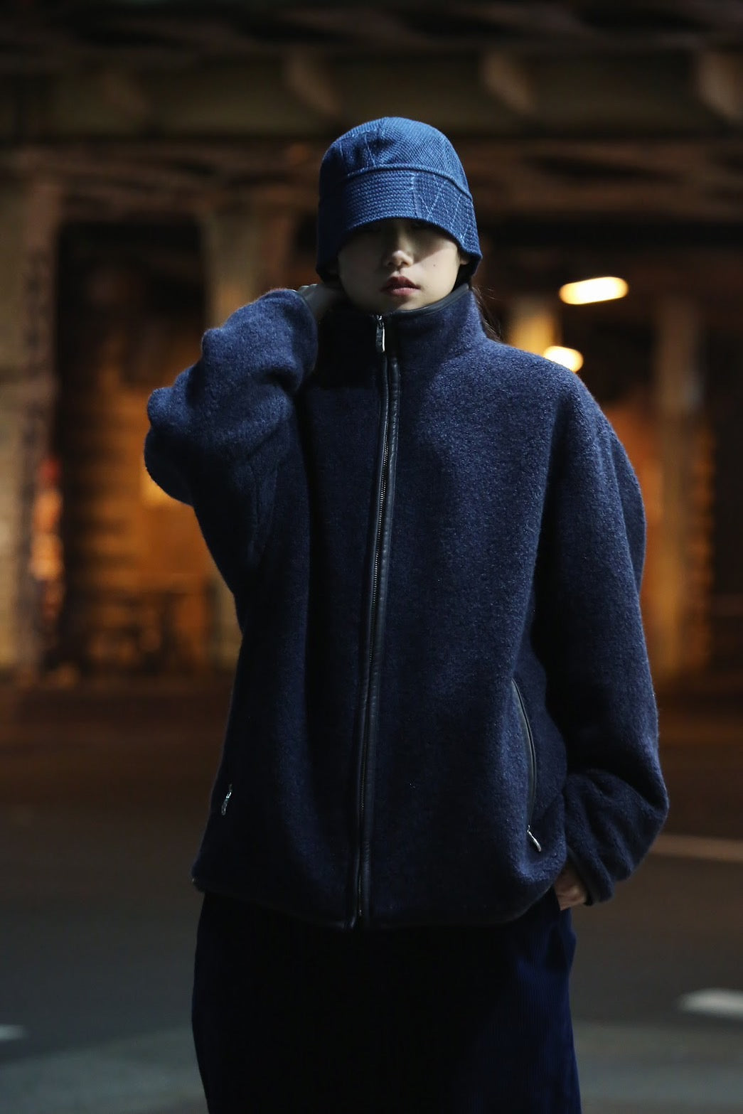 CASHMERE ZIP UP JACKET W / LEATHER PIPING (ENTREFINO)