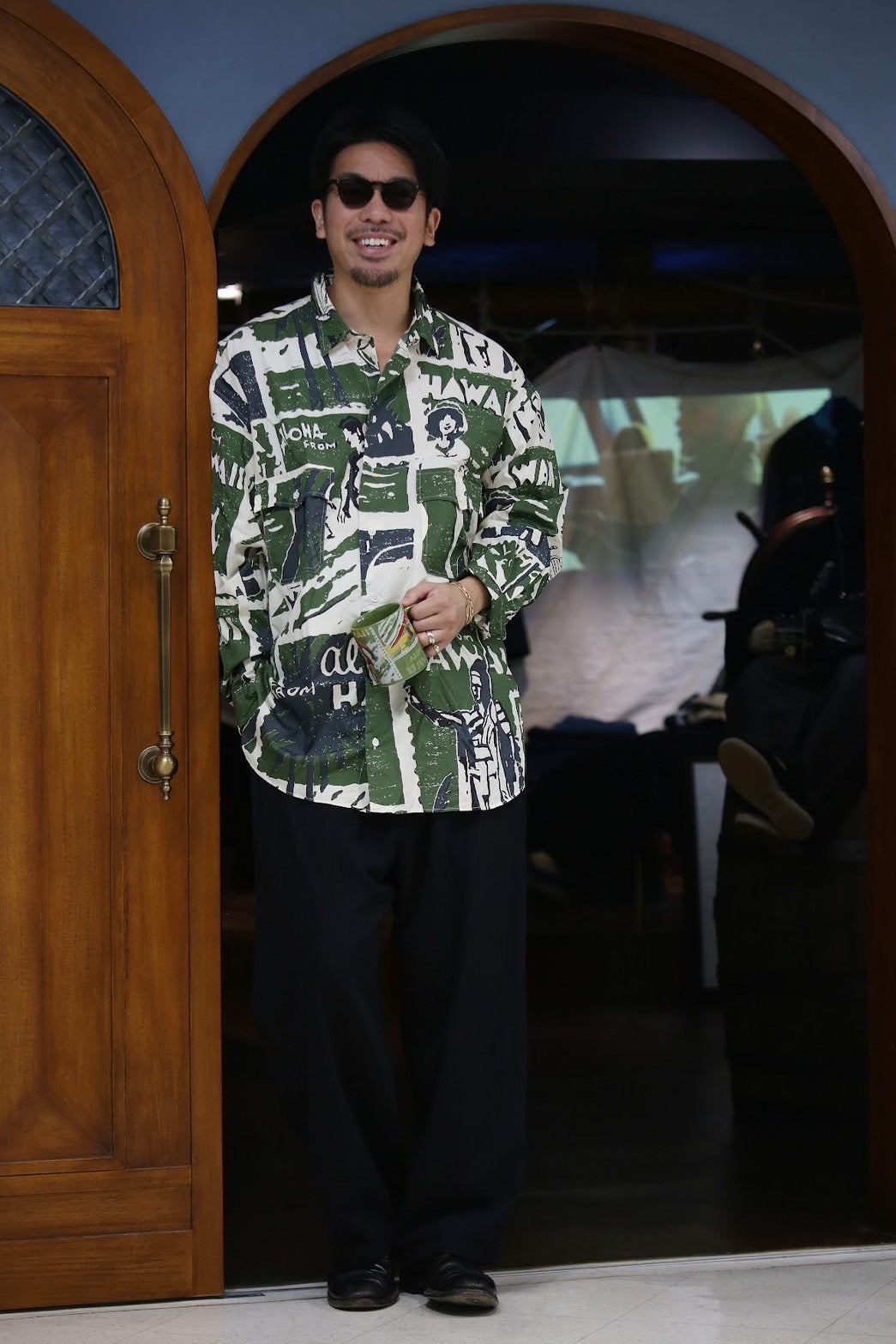 ROLL UP HAWAIIAN OUTDOOR SHIRT