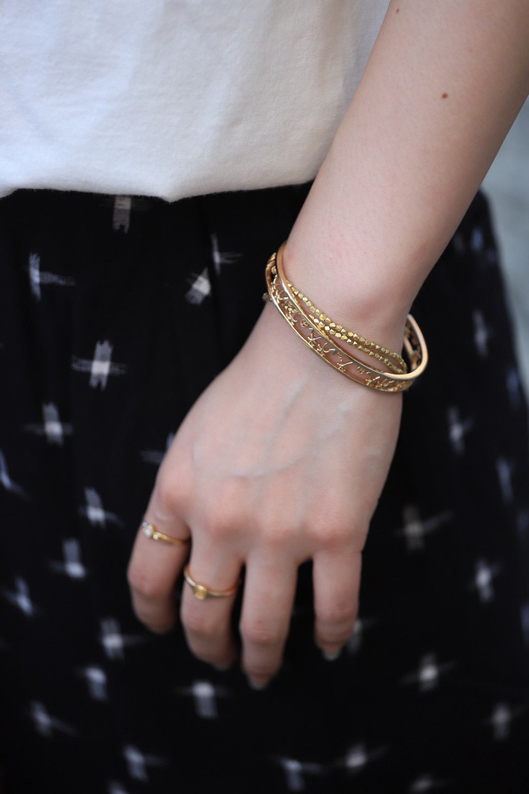 KAHIKO PALM GOLD BANGLE M