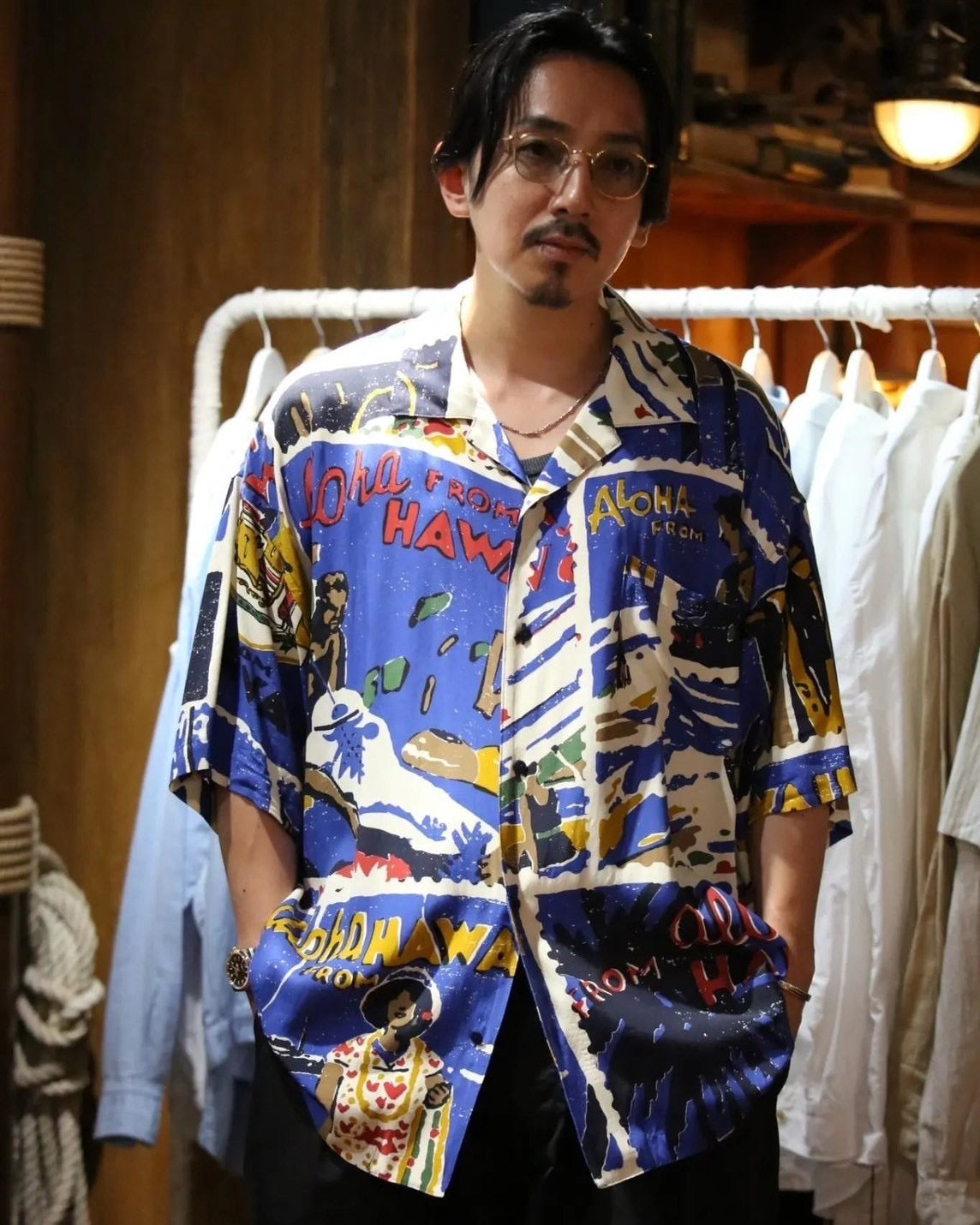 PORTER CLASSIC アロハストール ストールで少し上品な夏コーディネートを。立体感で首元を彩る