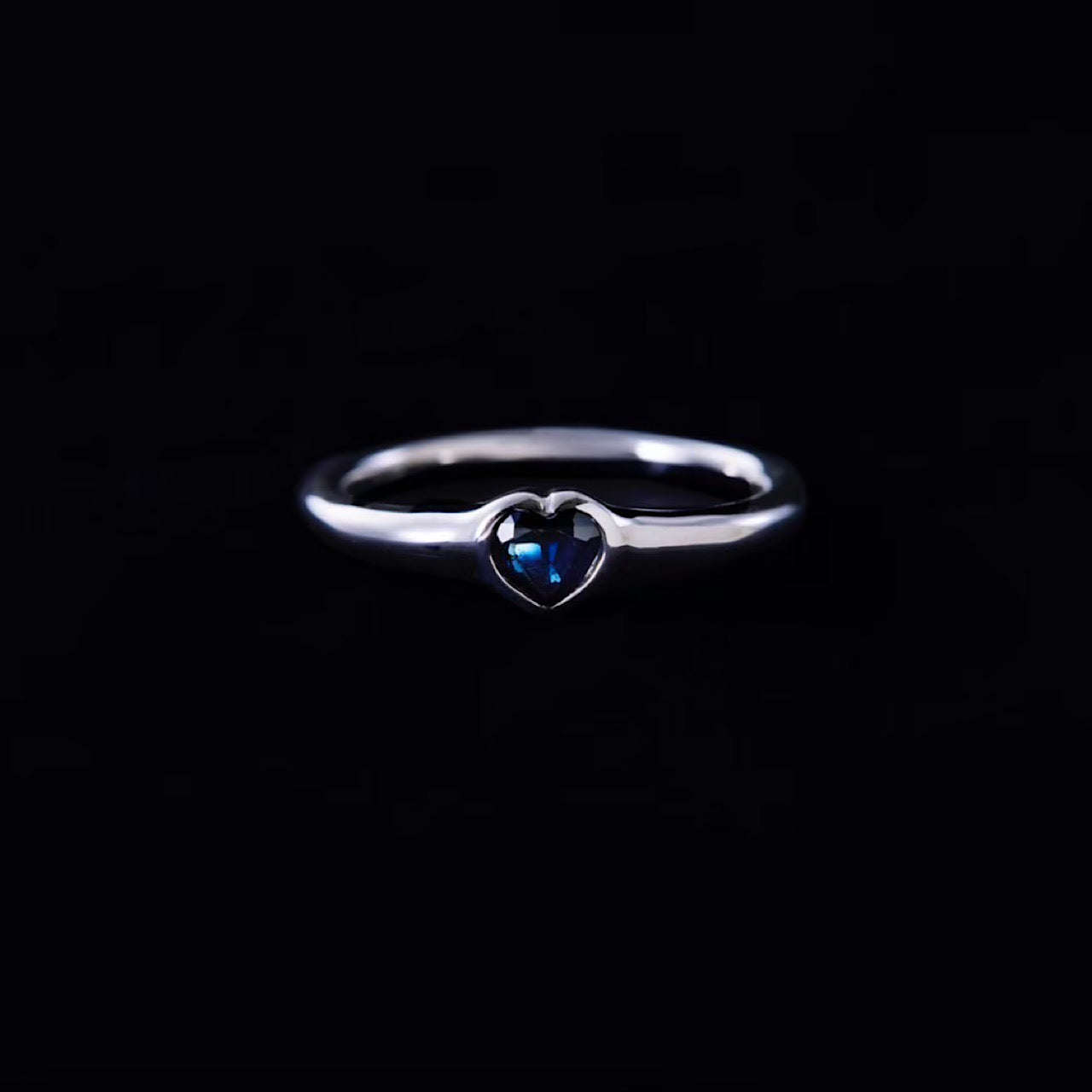 HEART BLUE SAPPHIRE PLATINUM RING LIMITED EDITION