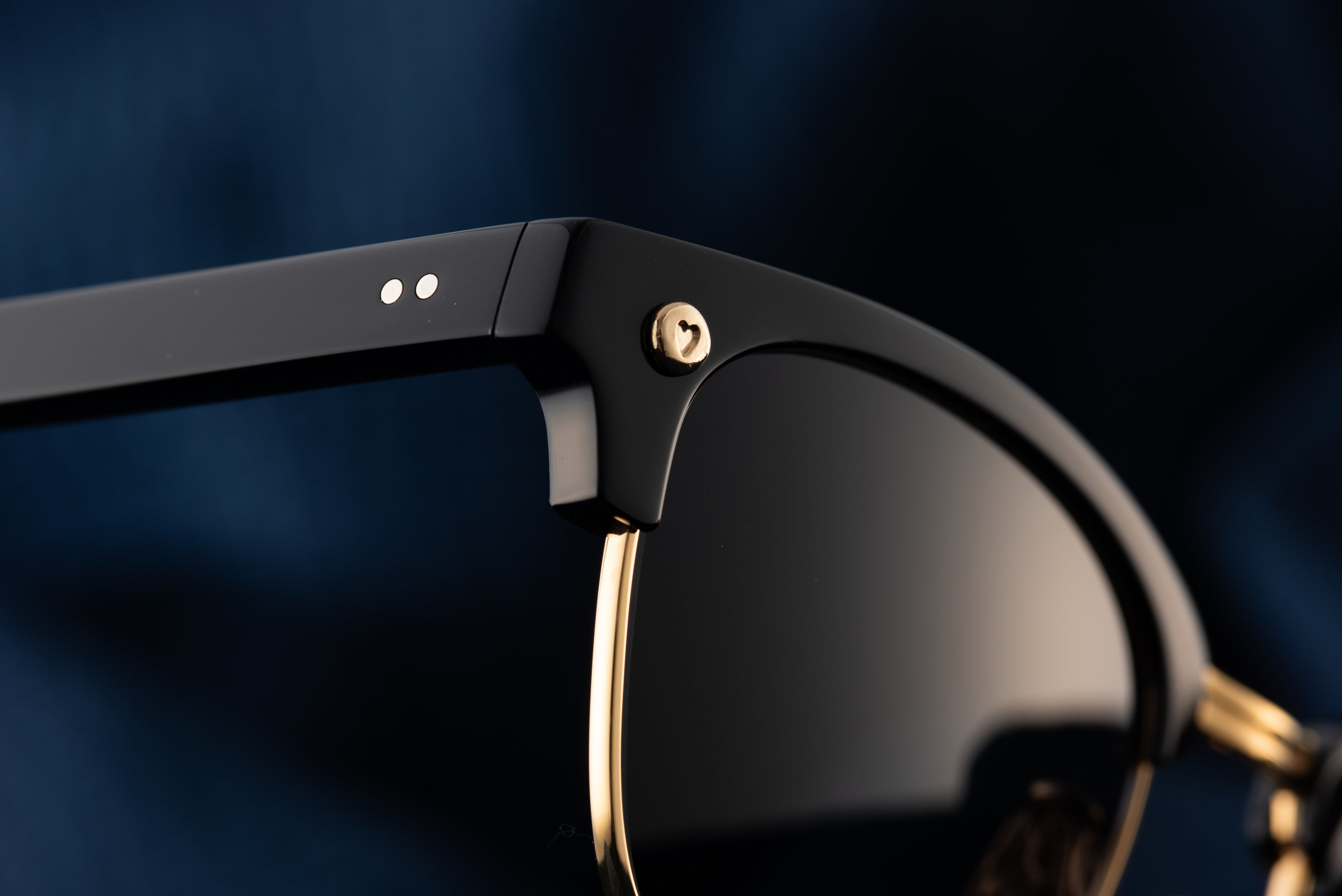 SUNGLASSES SMITH RIVET COLLECTION